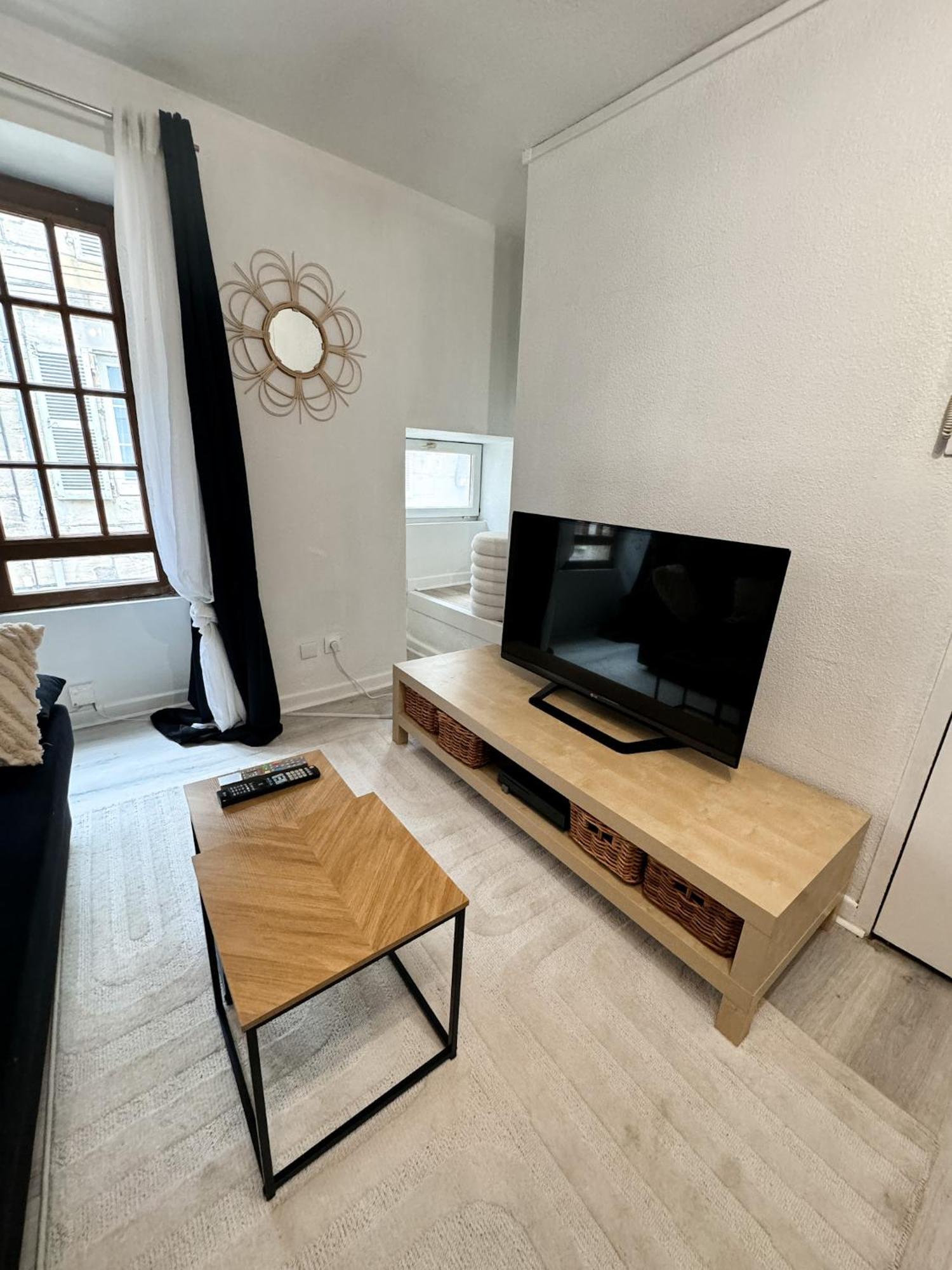 Appartement Cosy En Hyper-Centre 브리브라가야르드 외부 사진
